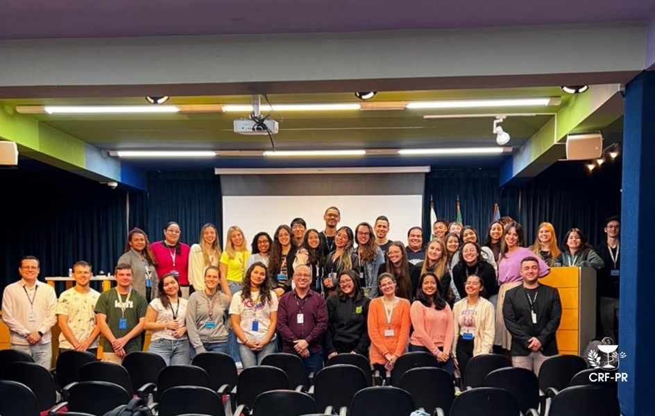 crf-pr-promove-curso-de-injetaveis-para-academicos-da-fpp